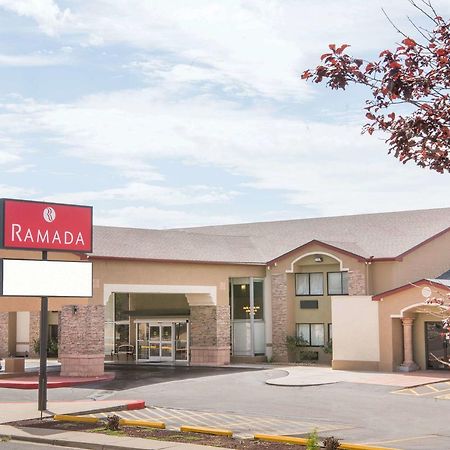 Ramada By Wyndham Albuquerque East Hotel Ngoại thất bức ảnh