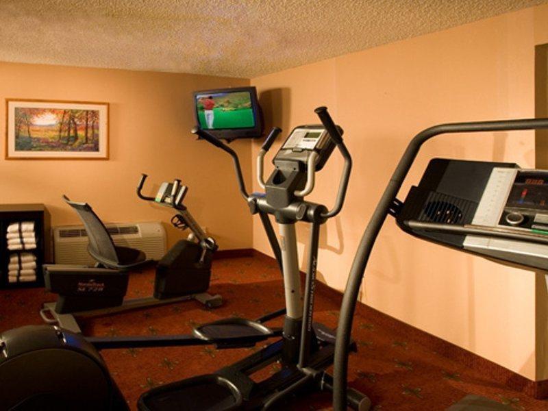 Ramada By Wyndham Albuquerque East Hotel Ngoại thất bức ảnh